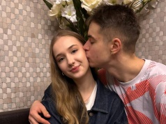 To ona wspiera naszego wicemistrza olimpijskiego. Oto dziewczyna Władimira Semirunnija