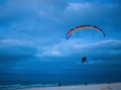 Wypadek paralotniarza. Dramatyczne chwile na klifie