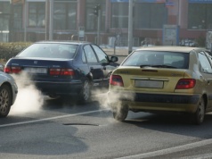 Co dalej ze Strefą Czystego Transportu w Warszawie? Radni nie są przekonani