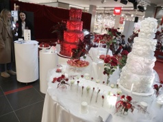 Panny młode rzadziej w welonach, częściej z hollywoodzkimi falami