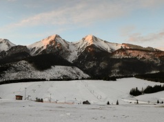 Najwyżej położona miejscowość w Polsce zachwyca. To tutaj mieszka Kamil Stoch