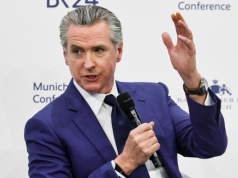 Newsom podczas MSC ostro uderzał w Trumpa. "Jest tymczasowy"