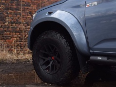 Arktyczny pick-up na polskich drogach. Na bulwarach zrobi większe wrażenie, niż niejedno Ferrari