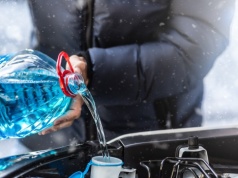 Niebezpieczne porady z internetu. W ten sposób zniszczysz sobie auto