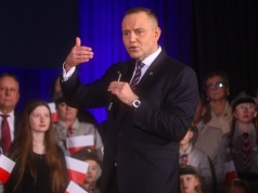 Chiński zegarek marki Nawrocky. Co z patriotyzmem gospodarczym prezydenta?