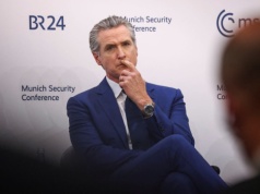 Amerykański polityk surowo o swoim kraju w Monachium. Zaatakował Trumpa