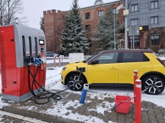 Polski rynek EV na dopingu. Dlaczego zachwyty nad sprzedażą elektryków warto schłodzić?