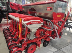 Niedrogi siewnik punktowy? Oto Ozduman Action 6. ile kosztuje?