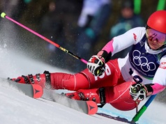 13. miejsce po pierwszym przejeździe. Polska nadzieja medalowa walczy na igrzyskach