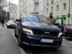 „Kawał ch..ja z ciebie”. Marcin Meller zły, bo nie mógł wjechać na drogę dla rowerów