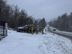 DK75. Nawrót zimy i kolejne kolizje na ,,krajówce”