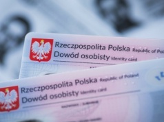 Rewolucja dla seniorów. Takie zmiany w dowodach osobistych chce wprowadzić MSWiA