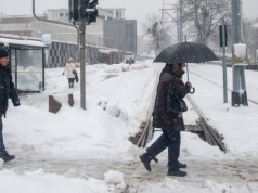 Ostrzeżenie przed silnym mrozem. Urzędnicy apelują o unikanie spacerów