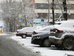 IMGW: silny mróz i opady śniegu w całym kraju. GDDKiA apeluje o bezpieczną jazdę