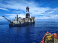 Azule Energy (Eni-BP) odkrywa duże złoża ropy naftowej u wybrzeży Angoli