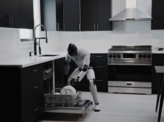 Figure Helix 02. Kiedy robot przestaje „myśleć”, a zaczyna po prostu działać