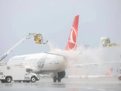 Śnieżyca w Holandii paraliżuje pracę lotniska