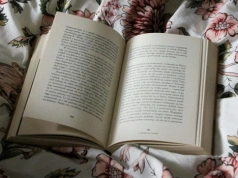 To zakazana książka, którą kupiły miliony. Czytaliście?