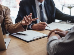 Tylko nieliczne zawody mają większy wybór ofert pracy niż przed rokiem