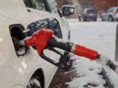 Złe paliwo w baku. Ten błąd może zniszczyć silnik w kilka minut