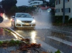 Odwołane loty, zamknięte szkoły, brak prądu. Burze paraliżują Nową Zelandię