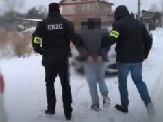 W paczka była sól i mąka. CBZC rozbiło grupę oszukującą na portalach ogłoszeniowych