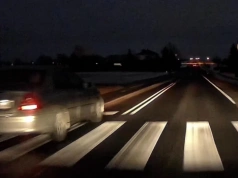 Brawurowe wyprzedzanie na trasie Chojnice – Tuchola. Nagranie z sobotniego wieczoru