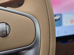 Oprogramowanie psuje reputację aut. Technologie coraz częściej frustrują, a samochody zawodzą