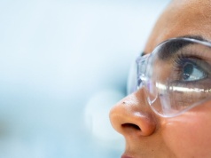 NanoGroup pozyska z emisji akcji 24,5 mln zł na inwestycję w Auxilius Pharma i rozwój