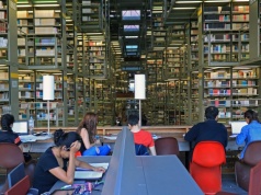 Pieniądze dla najzdolniejszych doktorantów i studentów