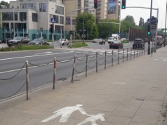 Biało-czerwona armia idzie do rezerwy. Na ulicach będzie estetyczniej