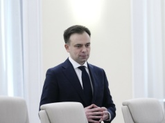 Rząd zaczyna na minusie. Jest gorzej niż rok temu o tej porze