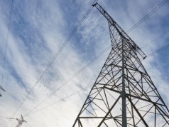 Tańszy prąd dla przemysłu od 2027 roku? Resort szykuje program wzorowany na niemieckim