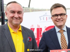 Był najbliższym współpracownikiem Szymona Hołowni, teraz odchodzi z Polski 2050. Kim jest Michał Kobosko