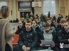 Ferie na poligonie zamiast na stoku. 126 ochotników rozpoczęło szkolenie w 3 PBOT