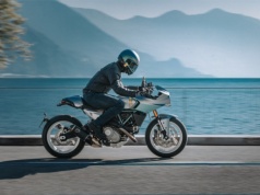 Limitowane Ducati Formula 73: hołd dla 750 Super Sport Desmo