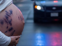 ATAK NA CIĘŻARNĄ PARTNERKĘ!