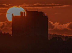 Nowe mieszkania w końcu tańsze niż przed rokiem. W tych miastach NBP zanotował spadki