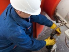 Zarobki palacza w kotłowni. Oto ile dostaje 