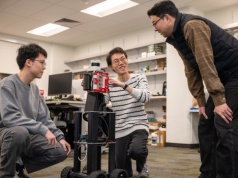 HoloRadar, to nowy „szósty zmysł” dla autonomicznych pojazdów, który widzi przez ściany