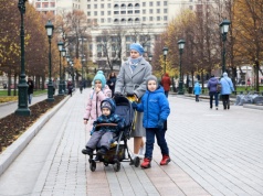 Zapytała, czy kochają swoje dzieci tak samo. 