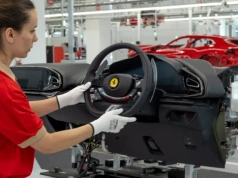 Ferrari wypłaci pracownikom do 14 900 euro premii. Mniej aut, więcej zysku