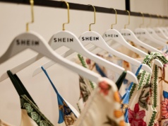 UE uderza w Shein. Dochodzenie może wstrząsnąć modelem chińskiego giganta