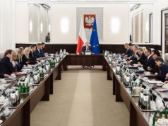 Śmieciówki i B2B zamienione w etaty mocą PIP? Rząd przyjął kompromis w sprawie PIP