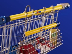 Lidl znów walczy o viral. Torebka jak wózek sklepowy pojedzie na London Fashion Week