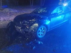 Zderzenie 3 samochodów na DK 72. Policja kieruje objazdami