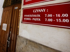 Nie pracują już tylko 7-15 czy 8-16. Na nowe przepisy czekały miliony Polaków