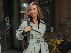 Podkreśli dojrzałość i doda stylu - w Pepco pojawił się idealny płaszcz dla 50-latek. A w Kik?