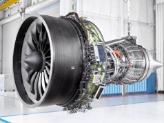 United zamówiły 300 silników GEnx dla nowych B787. W tle spór z Rolls-Royce’m