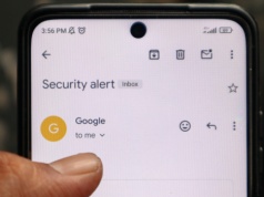 Kupujesz nowy smartfon, a on już ma wirusa. Keenadu to wyjątkowo paskudny malware